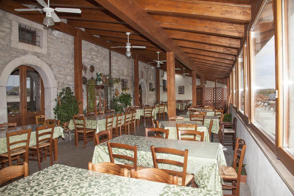 Agriturismo La Vecchia Cascina Di Paolo & Belinda Villa Pietrelcina Exteriör bild