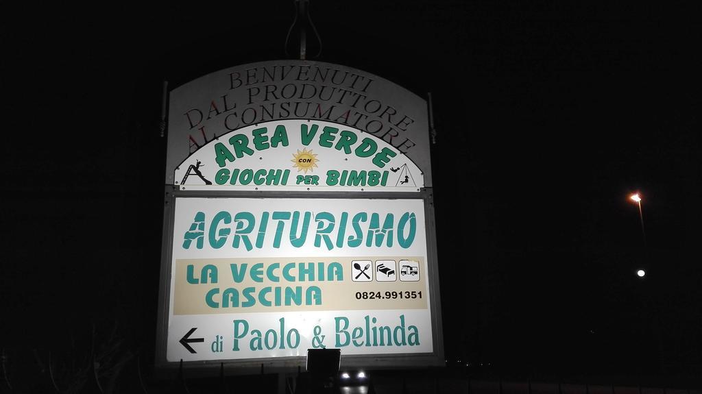 Agriturismo La Vecchia Cascina Di Paolo & Belinda Villa Pietrelcina Exteriör bild